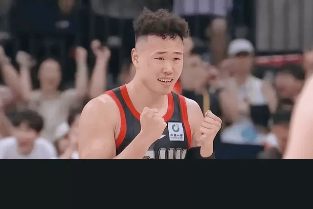 同样是2:1无缘总决赛深圳却昂首退场,北京为何成为口诛笔伐对象_北汽_球员_广厦